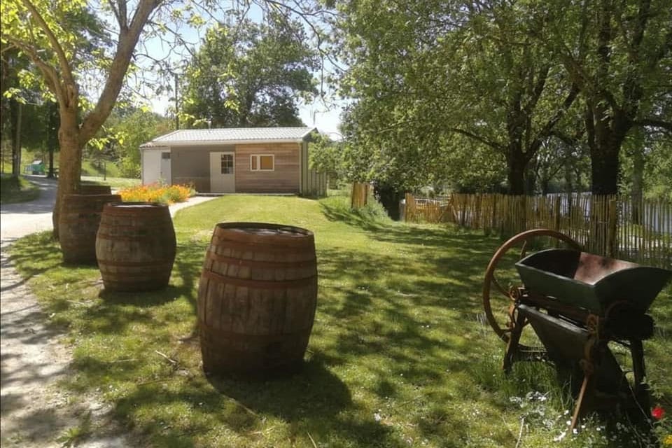 Camping de Bourg-Charente.