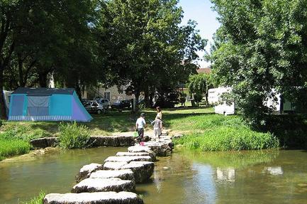 Camping Municipal de Simandre sur Suran