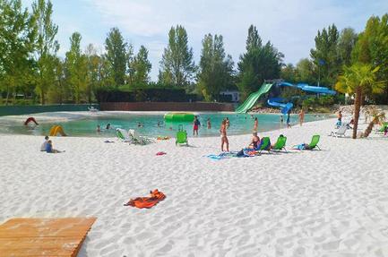 Camping Le Plan d'Eau Saint Charles