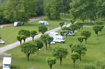 Campingplass Les Adoubes