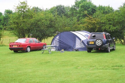 The Knockerdown Inn Caravan & Camping