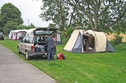 Camping Old Station Yard