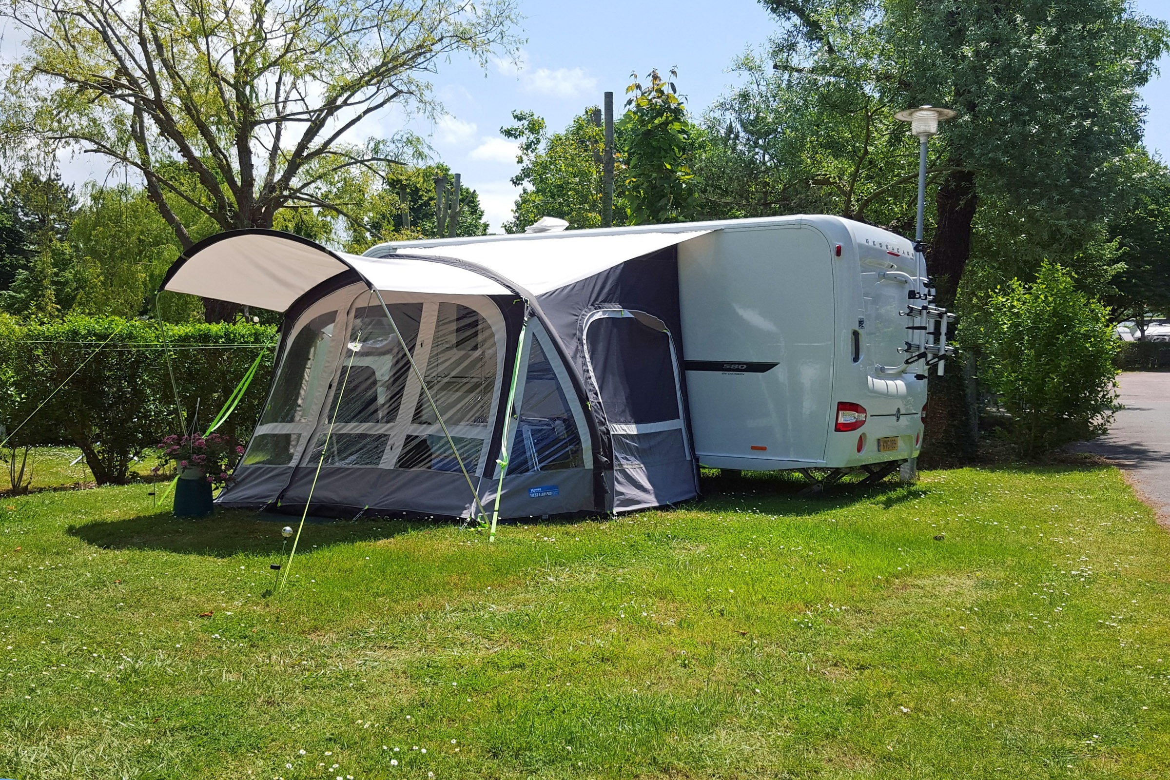 Flower Camping Le Nauzan-Plage