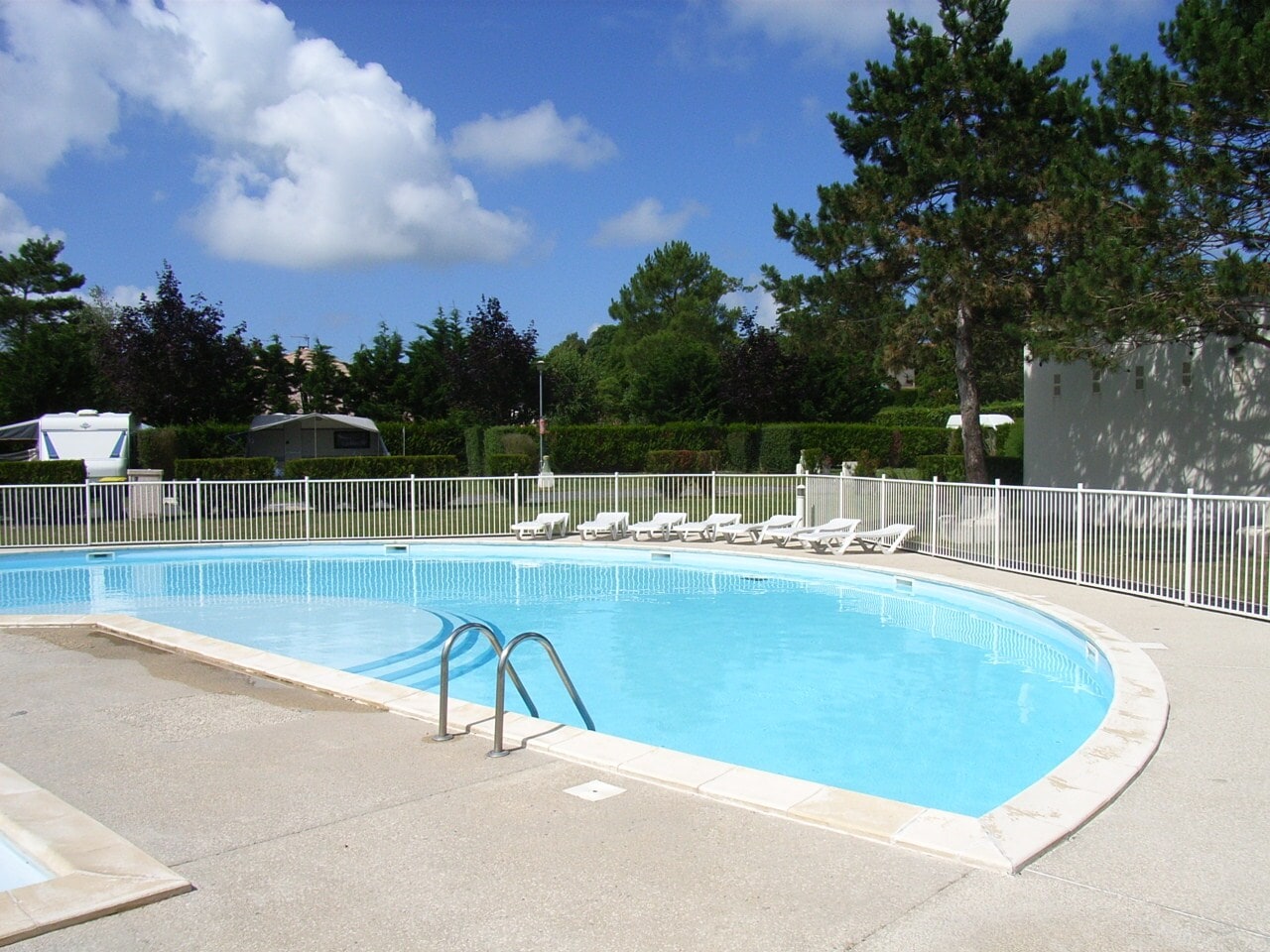 Flower Camping Le Nauzan-Plage