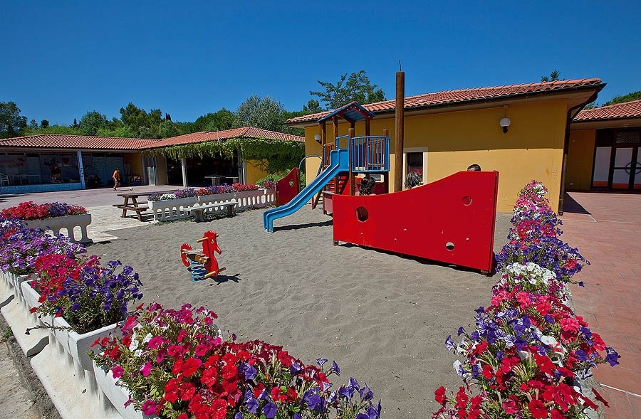 Camping Free Beach