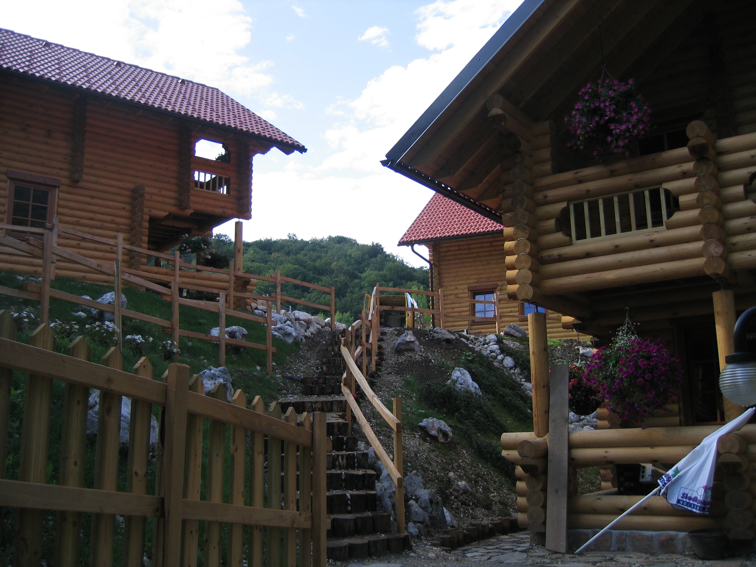 Eco-Camping & Chalets Koren