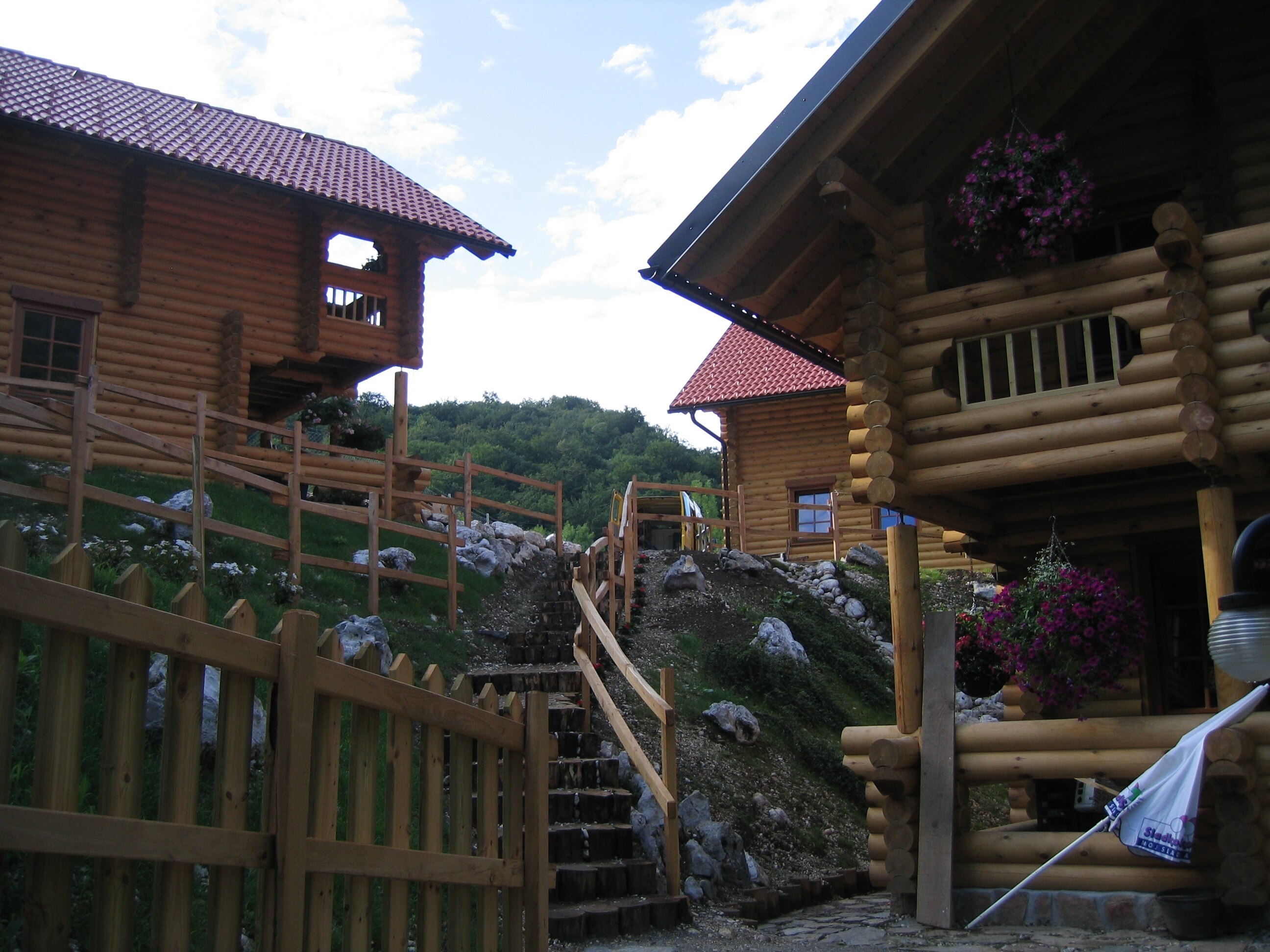 Eco-Camping & Chalets Koren