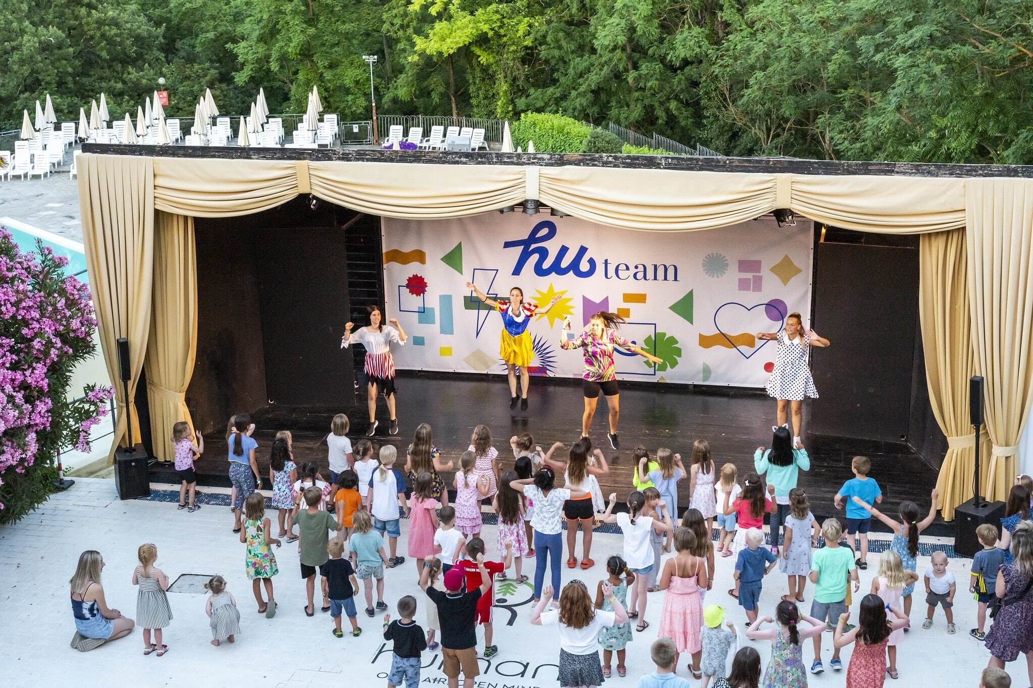 hu Norcenni Girasole Village