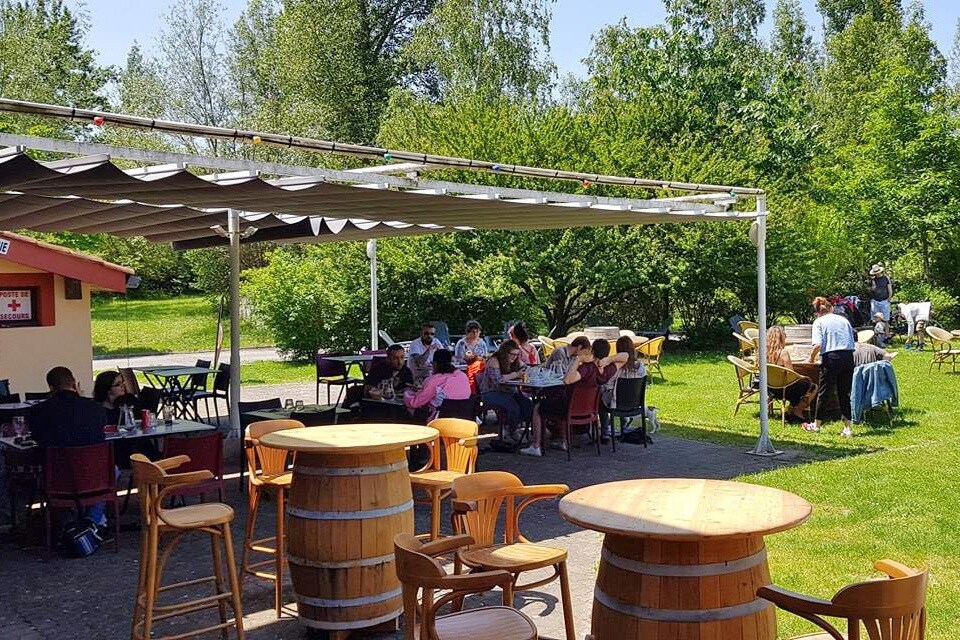 Flower Camping du Lac de la Thésauque