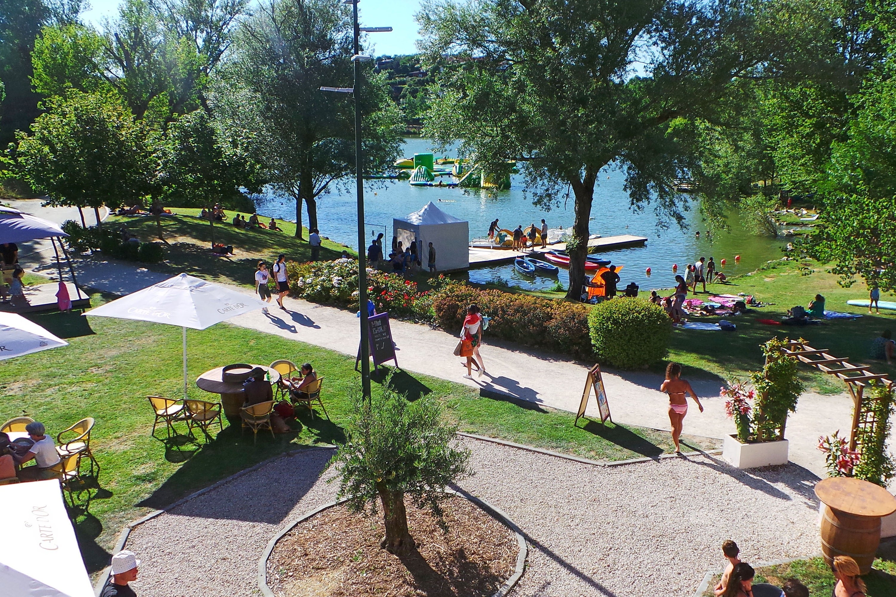 Flower Camping du Lac de la Thésauque