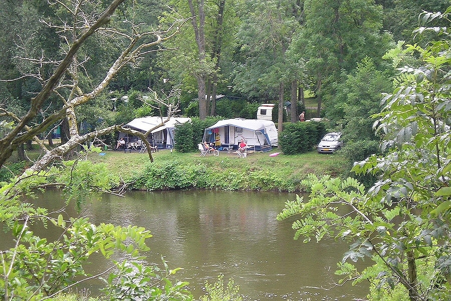 Les Ombrages
