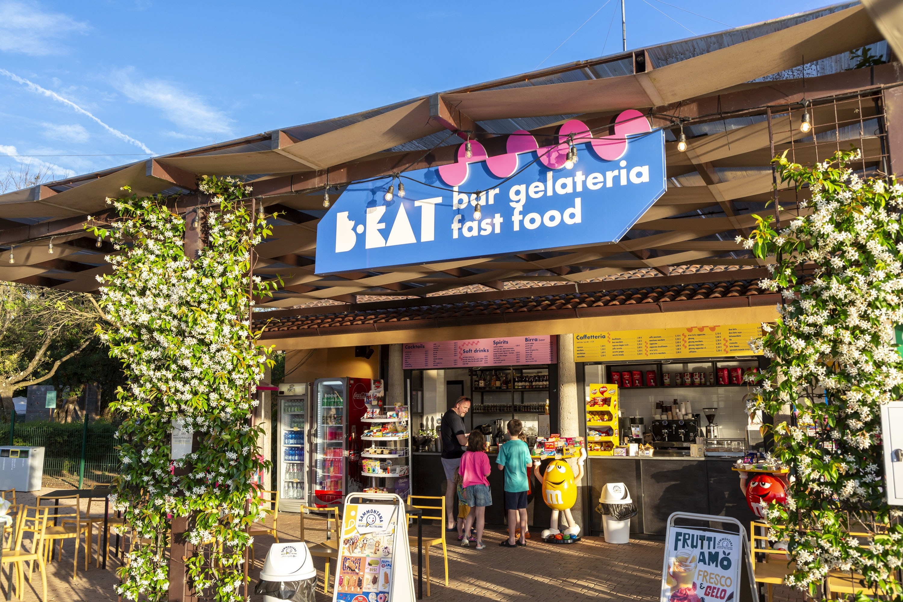 hu Montescudaio Village