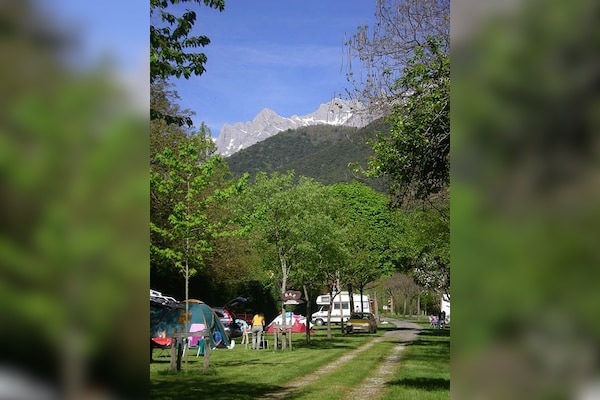 Camping La Isla-Picos de Europa