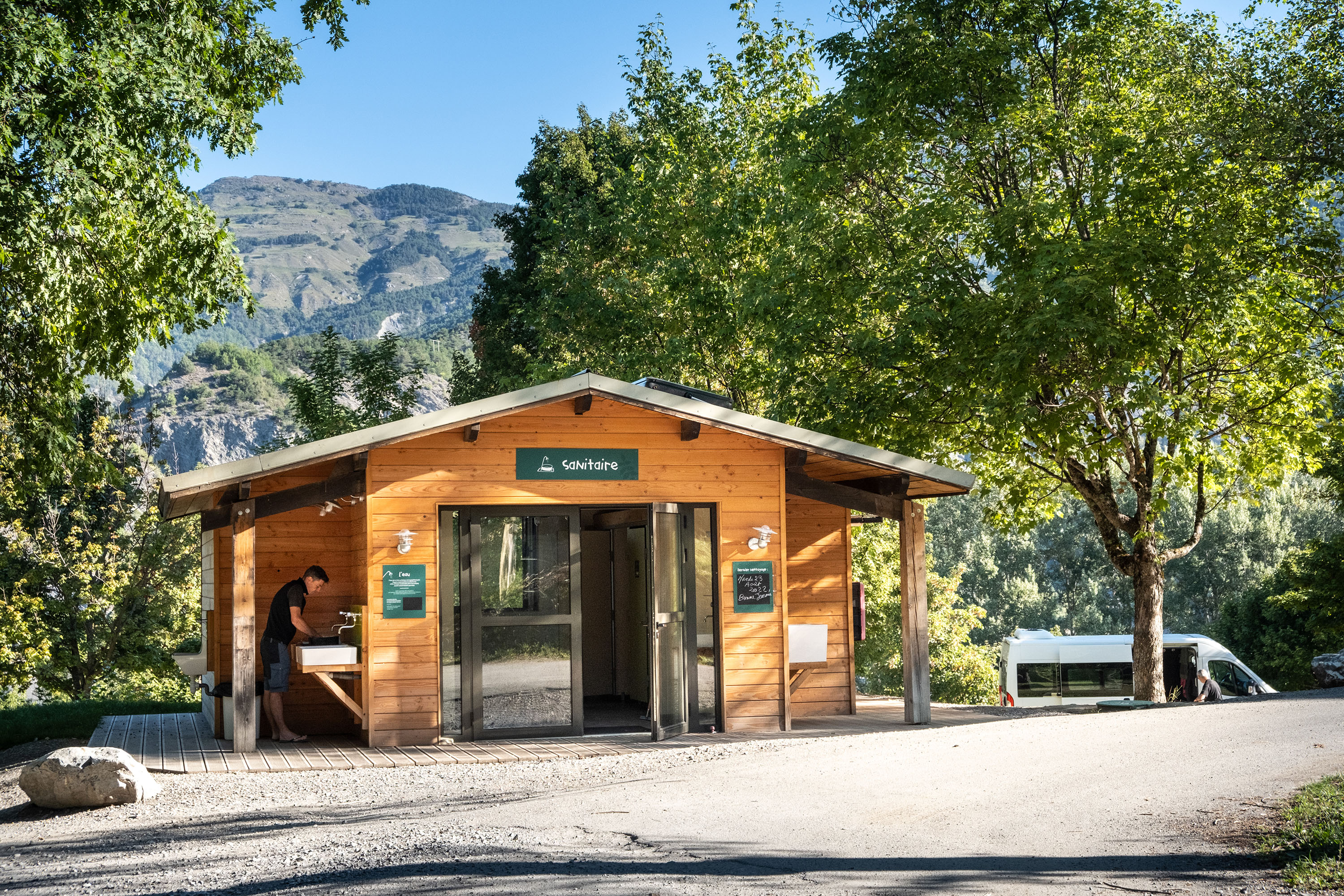 Camping Huttopia Lac de Serre-Ponçon