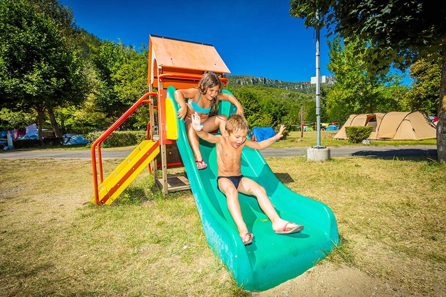 Flower Camping Le Pont du Tarn