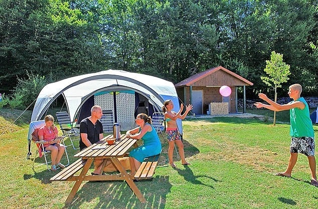 Slow Village Séveilles