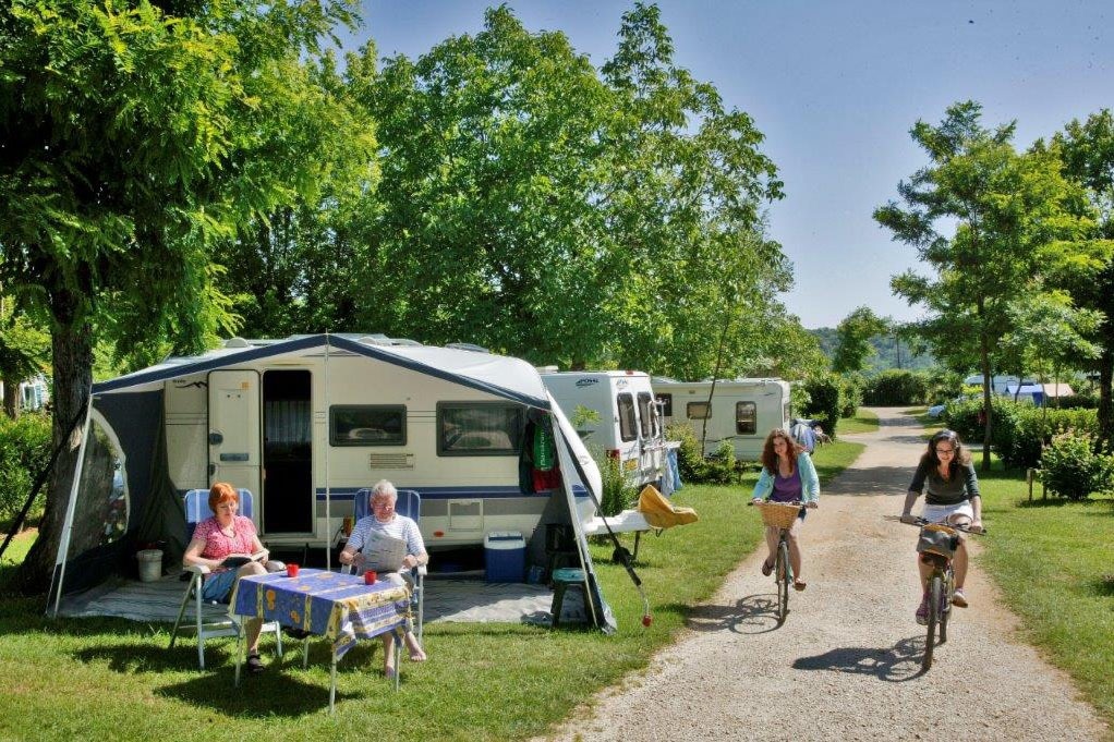 Camping Les Acacias