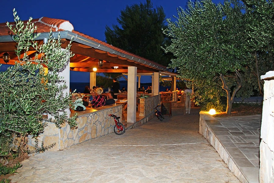Nevio Camping