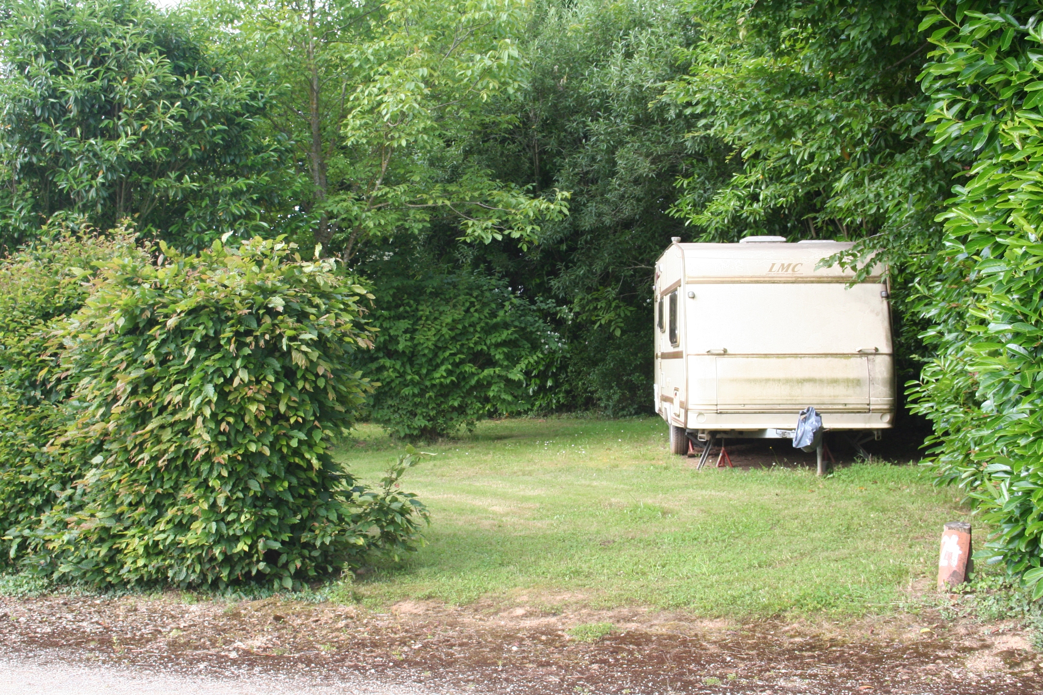 Camping Le Lieu / Bar-Food & Camp