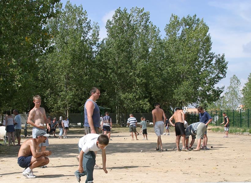 Camping Les Fosses Rouges