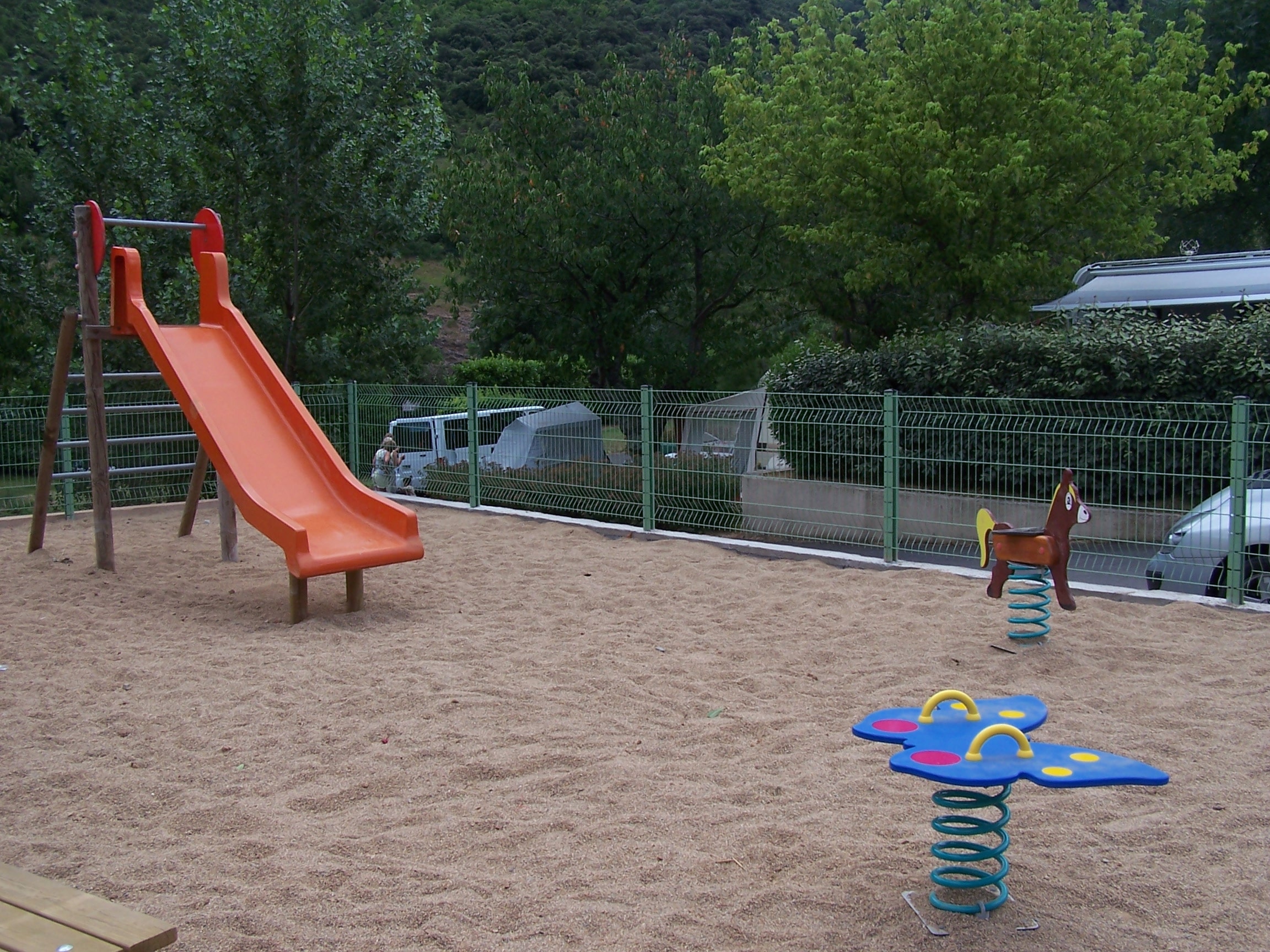 Camping Les Cerisiers du Jaur