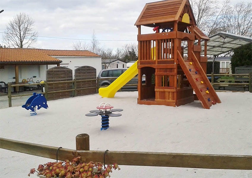 Camping Domaine de Bernezac