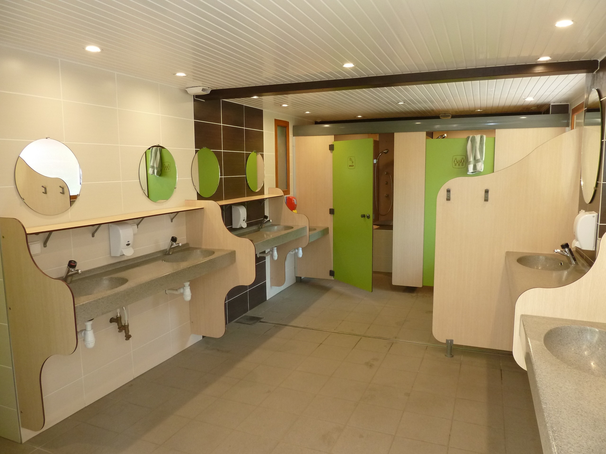 Camping Les Rives du Lac