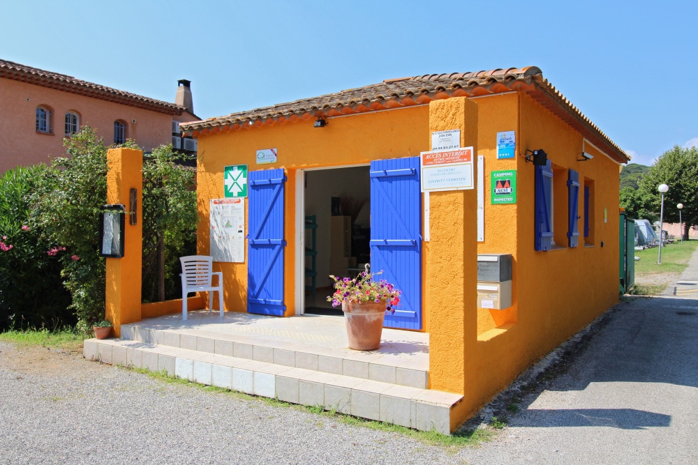 Camping Les Lauriers Roses