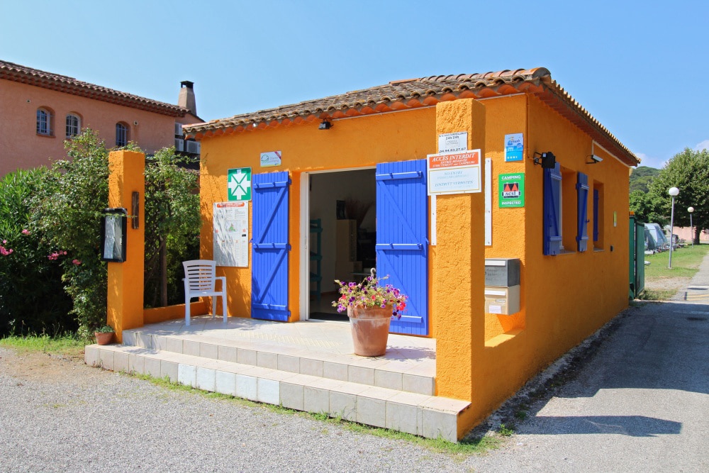 Camping Les Lauriers Roses