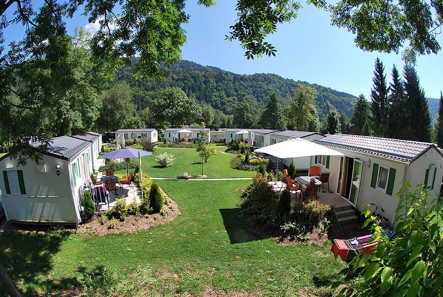 Schwimmbad Camp. Mössler