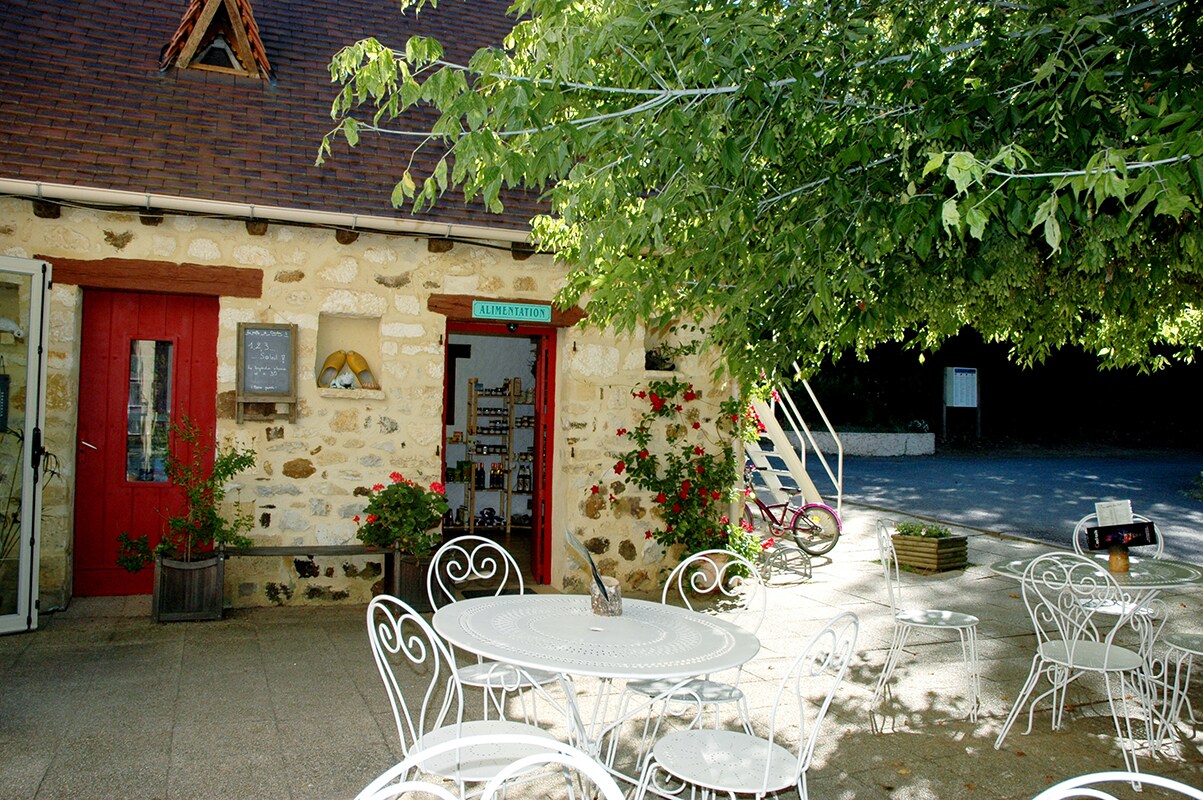 Camping Ushuaïa Villages Les Pialades