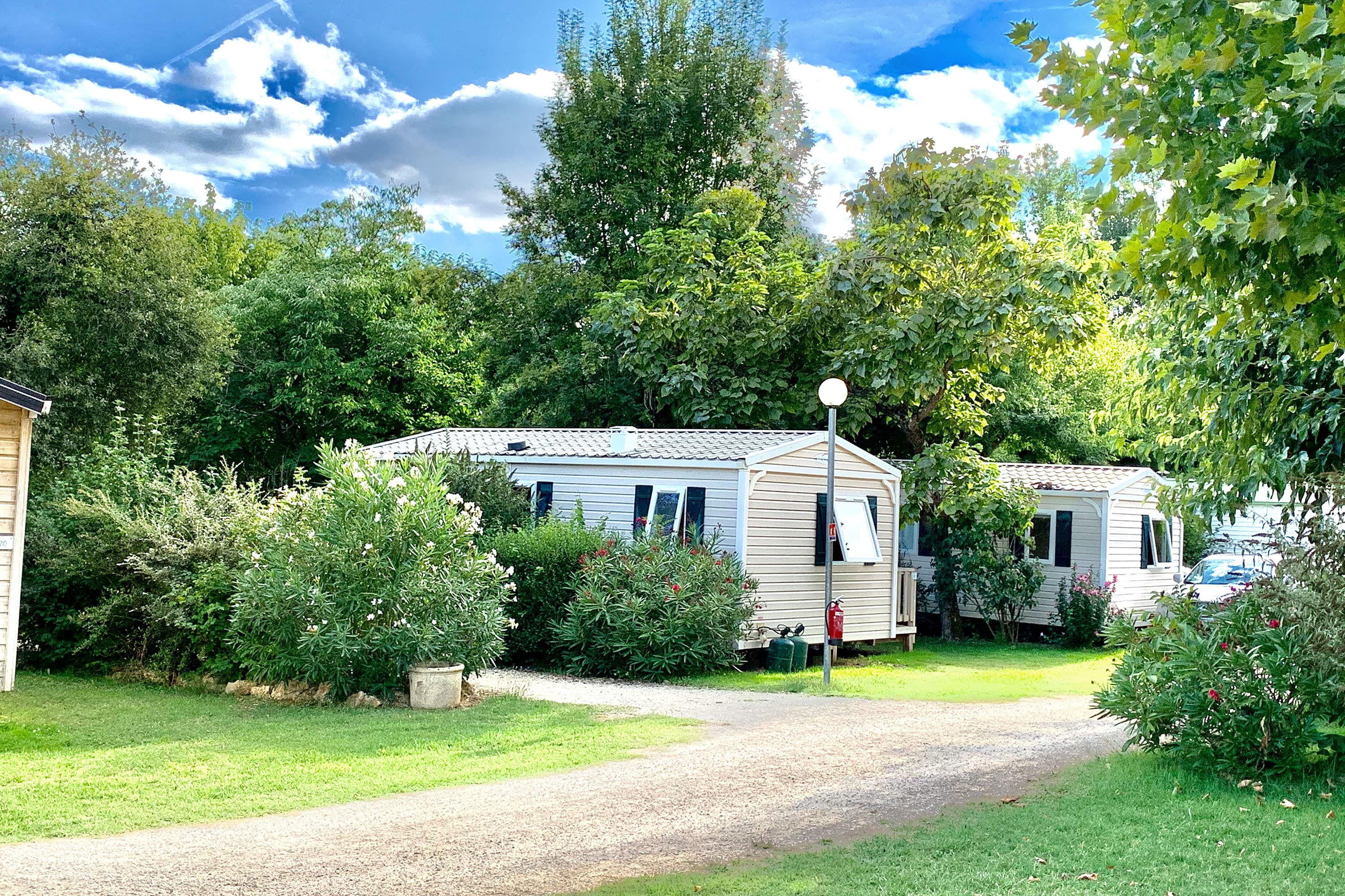 Flower Camping le Tiradou