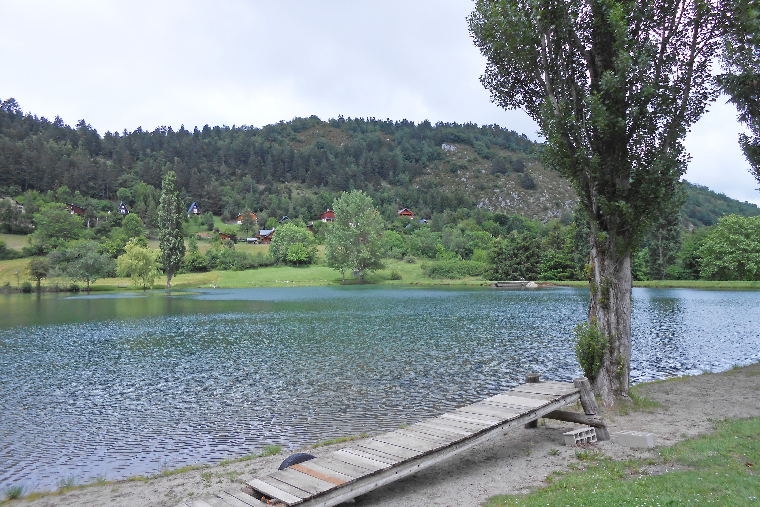 Les Chalets du Lac Belcaire