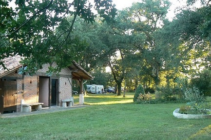 Aire Naturelle de Camping Du Toy