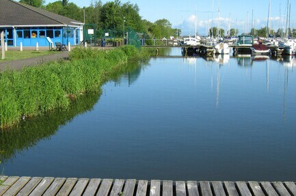 Kinnego Marina Caravan Park