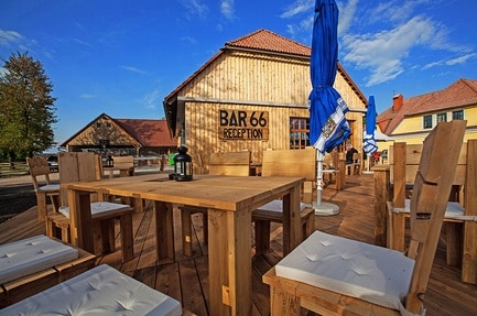 Camping Plana & Bar 66