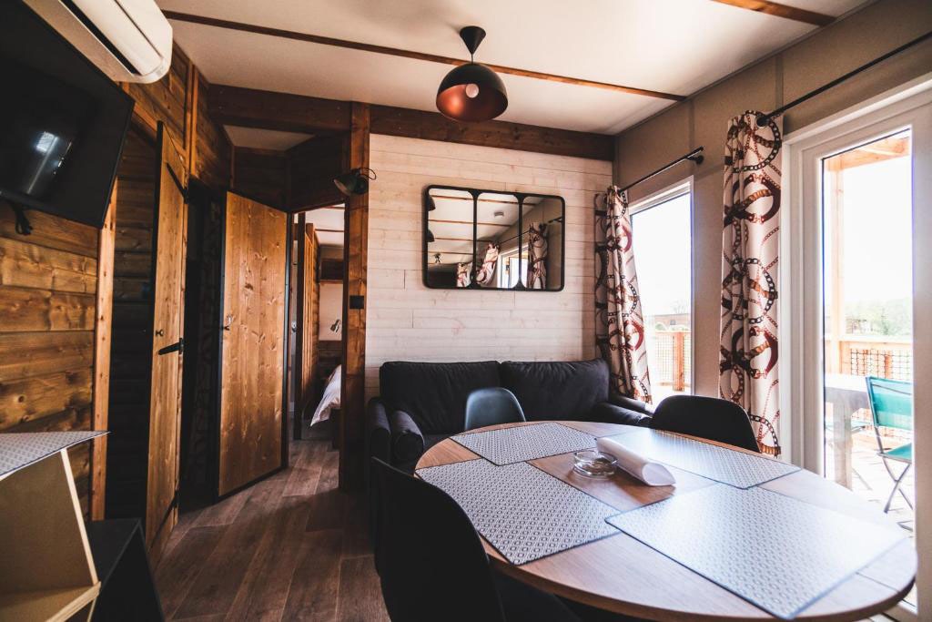 Village de Cottages du Pôle du Cheval et de l'Âne