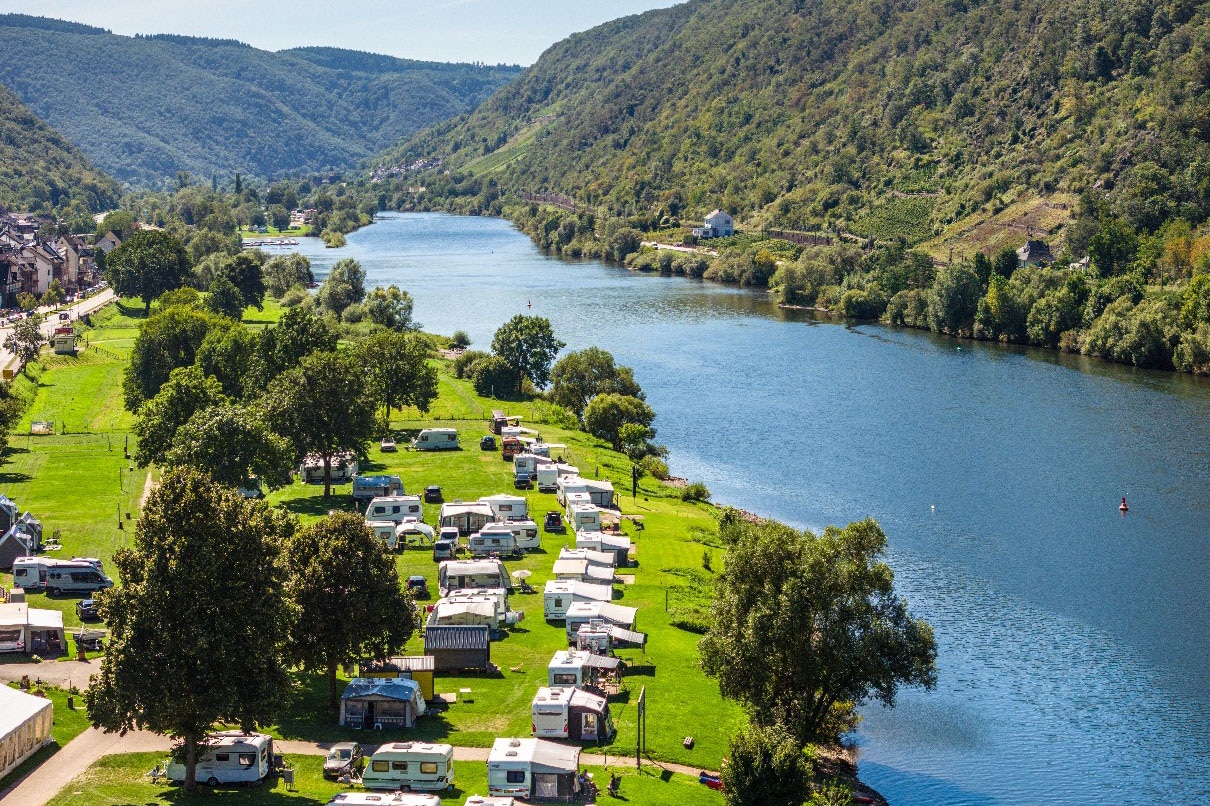 Häppy Life Camping & Beachclub Burgen