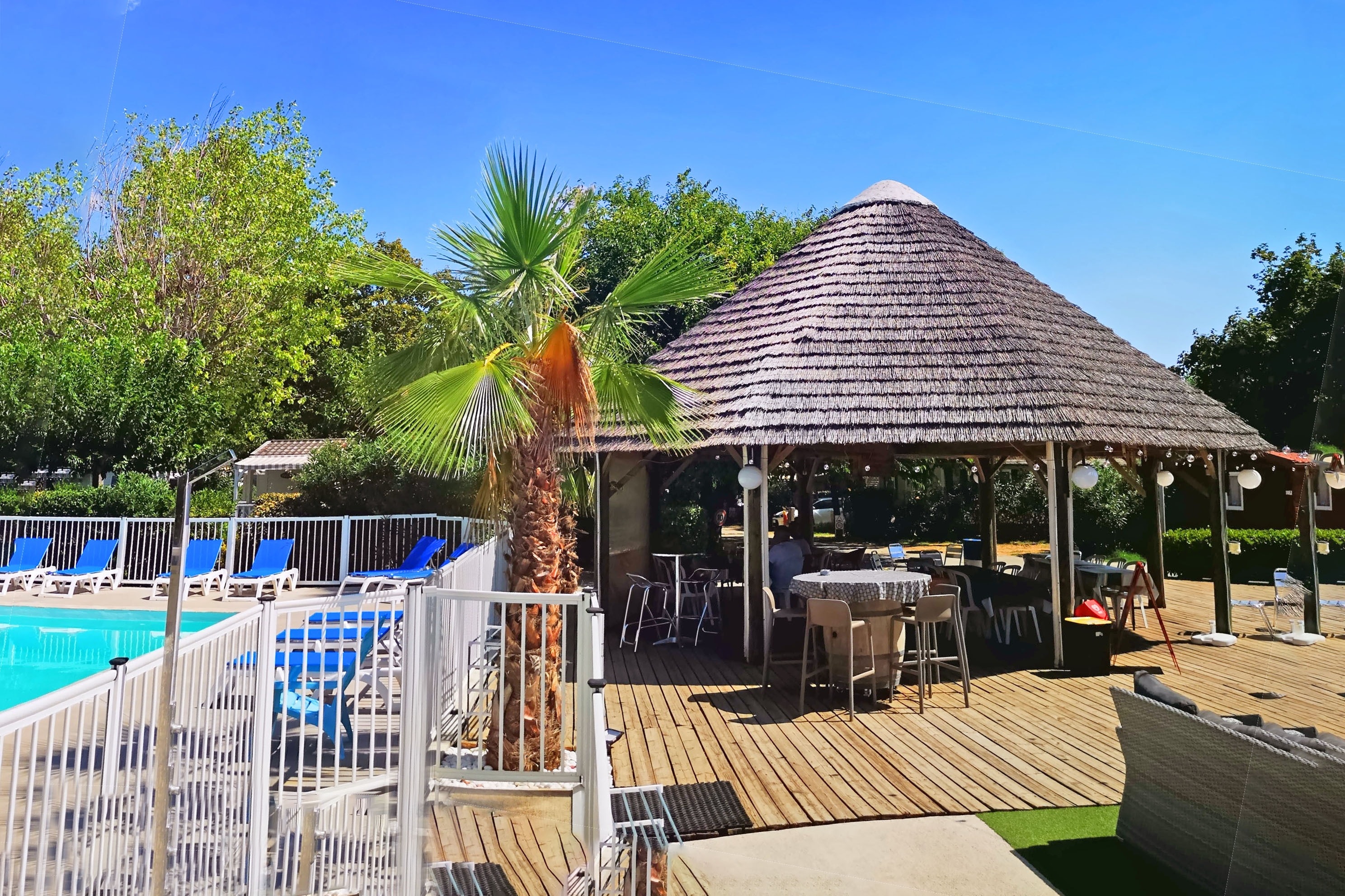 Flower Camping Le Fou du Roi