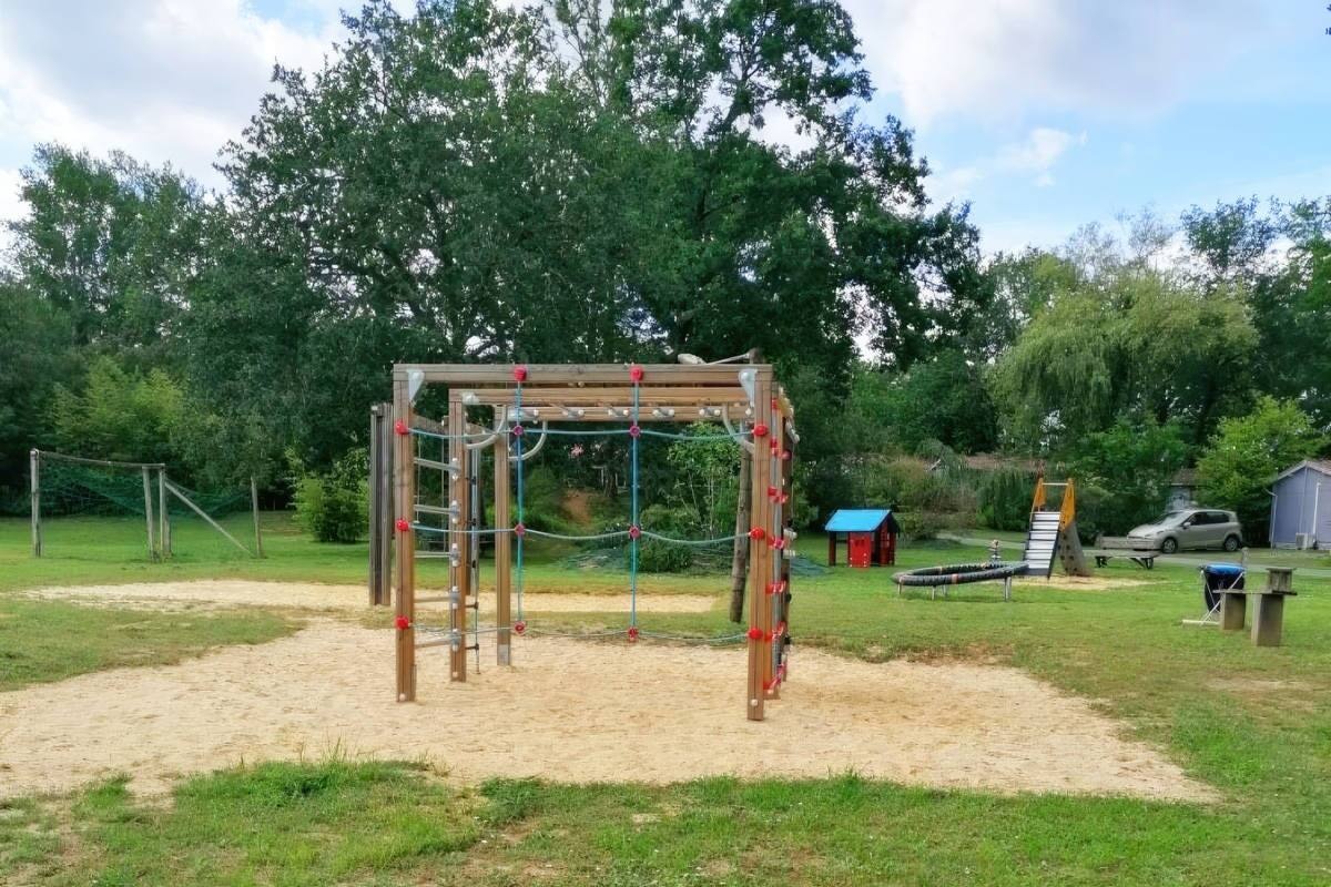 Camping Les Pins du Soleil