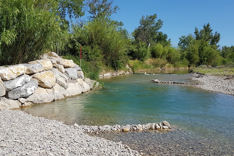 Flower Camping Les Rives de l'Aygues