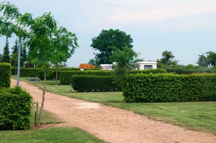 Camping Mun. du Pont de Pierre