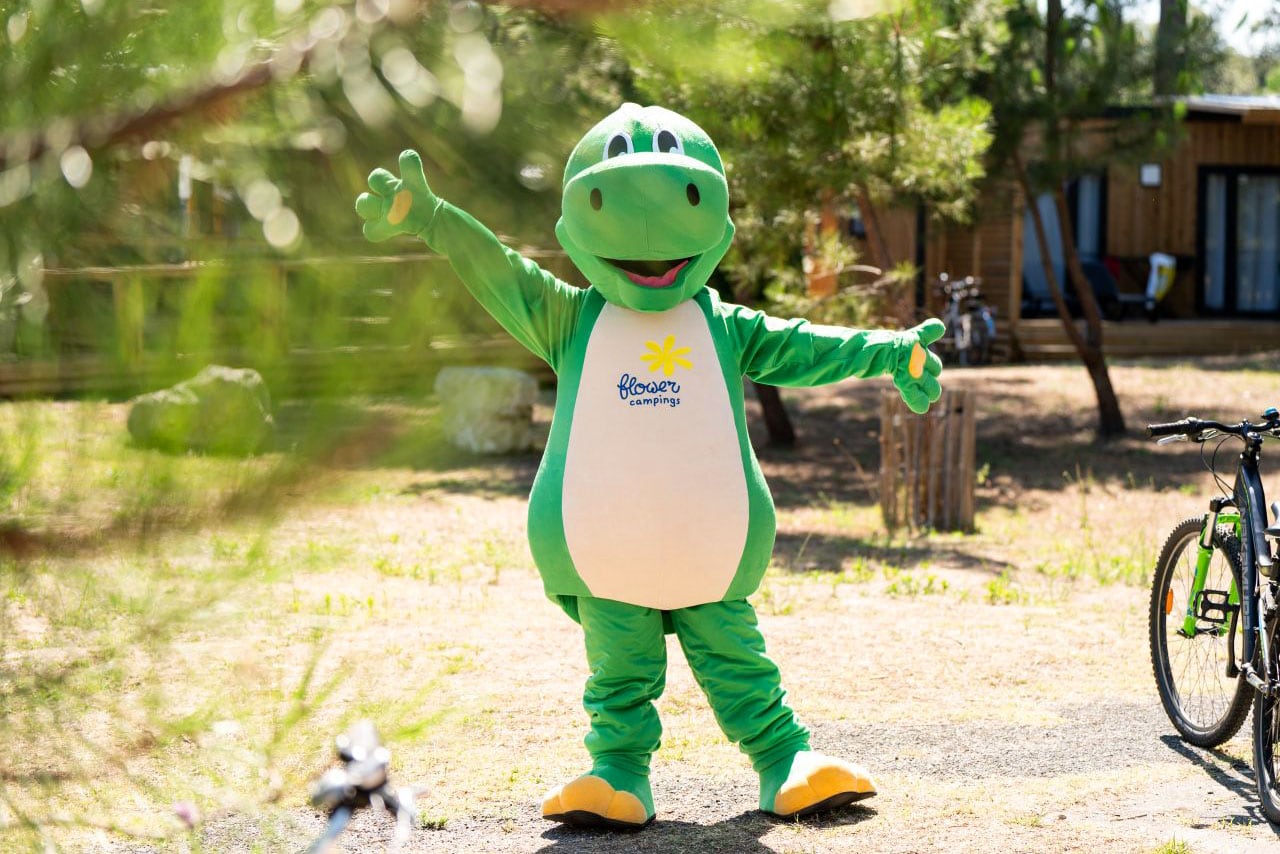 Flower Camping L'Escale du Perthuis