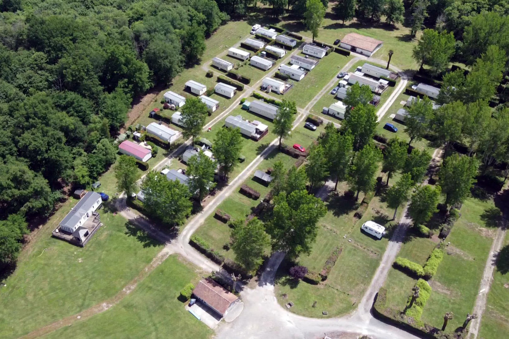 Camping L'Etang Bleu
