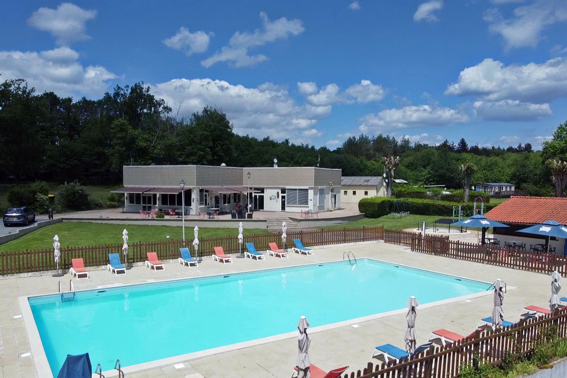Camping L'Etang Bleu