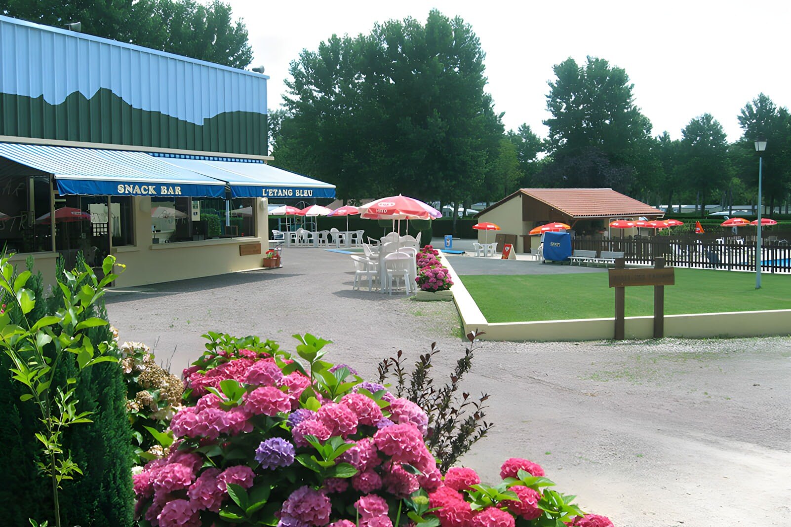Camping L'Etang Bleu