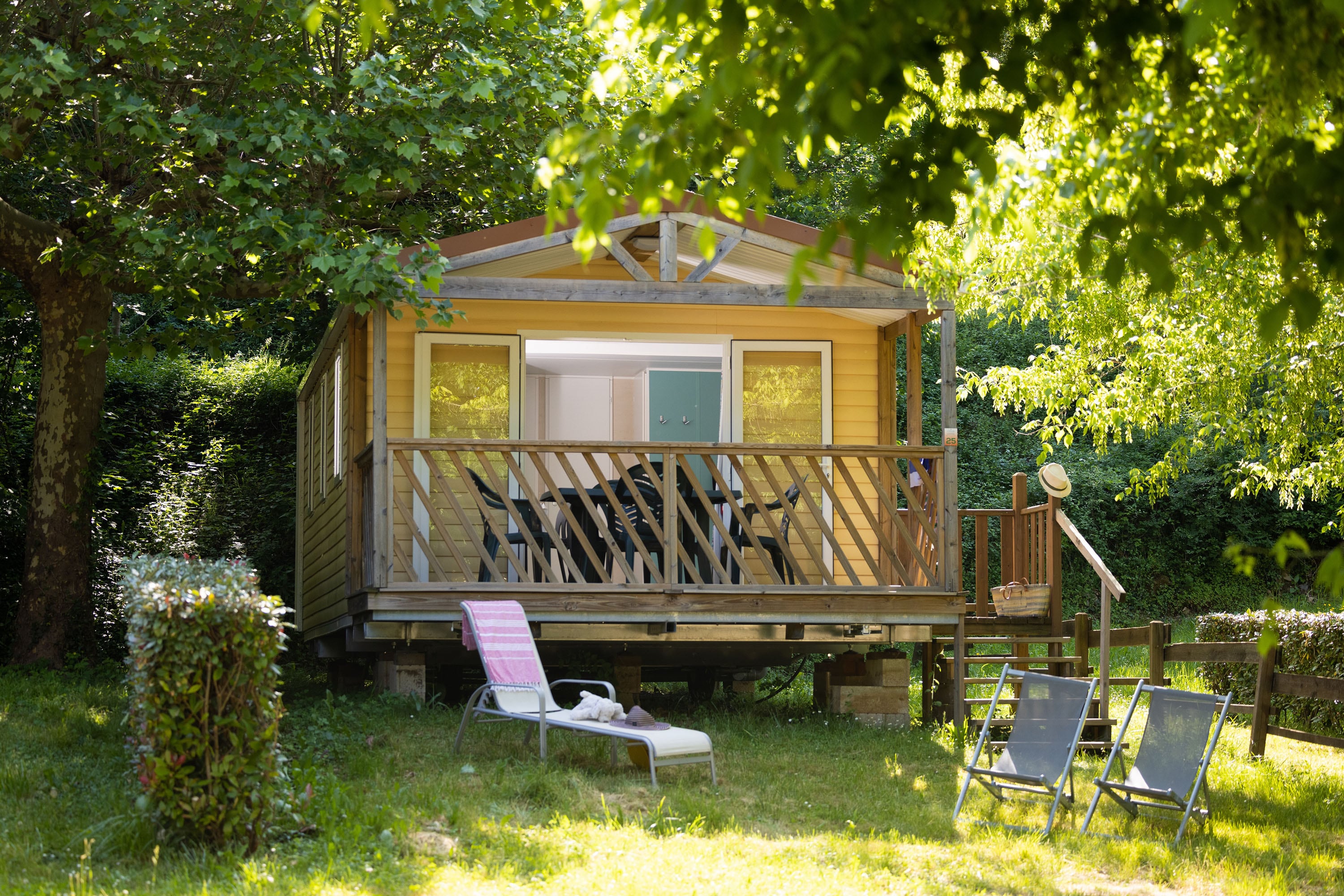 Flower Camping Le Val de l'Arre