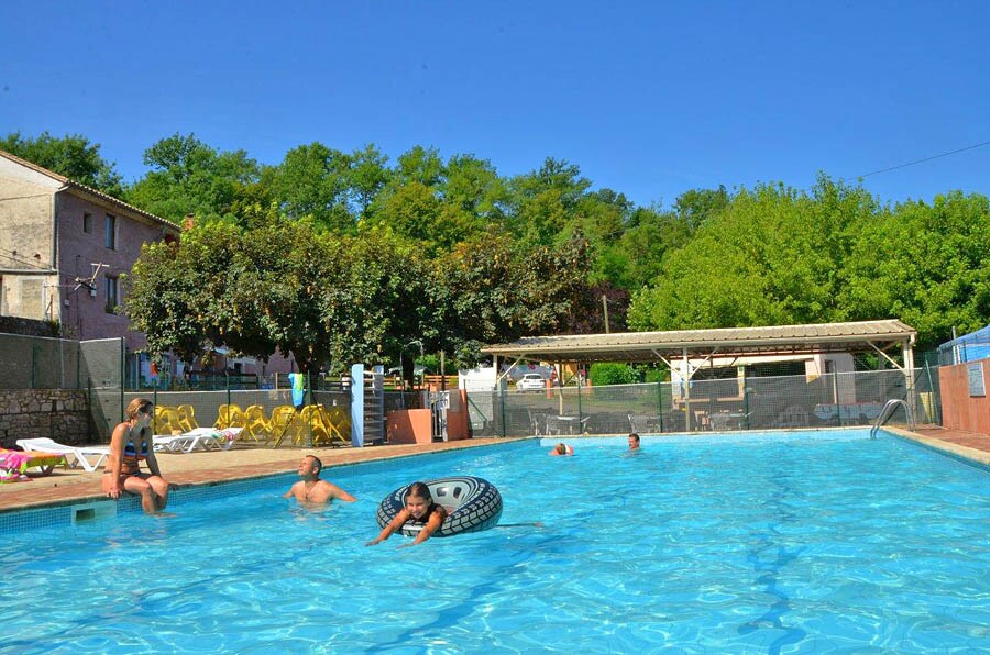 Flower Camping Le Val de l'Arre