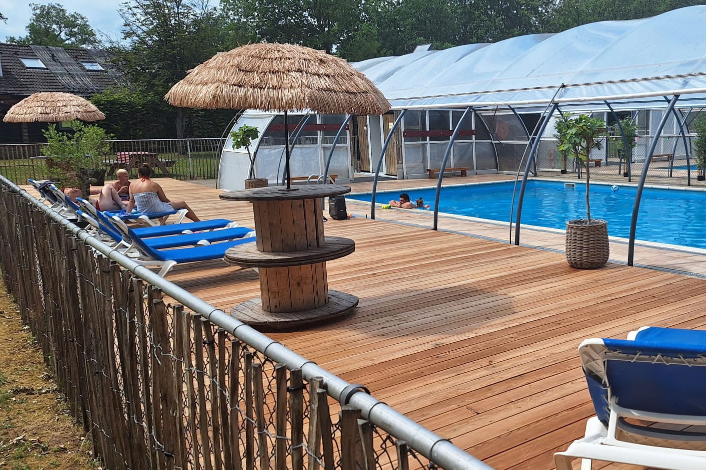 Pure Camping - Happy Clamping