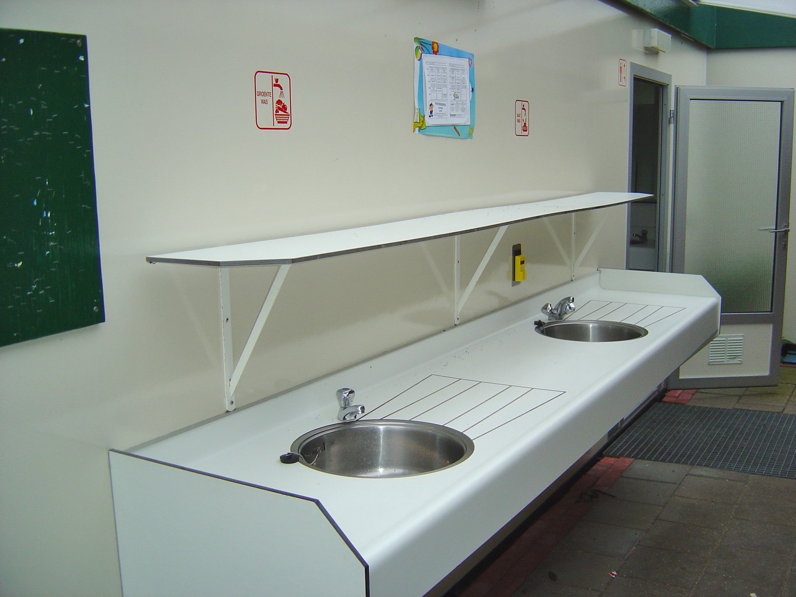 Pure Camping - Happy Clamping